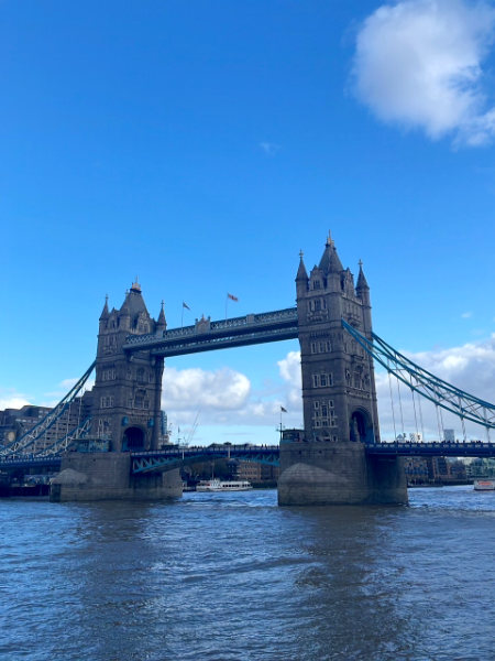 いざイギリスへ